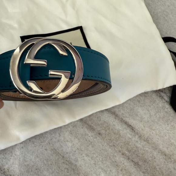 Gucci Interlocking G Buckle leather Belt